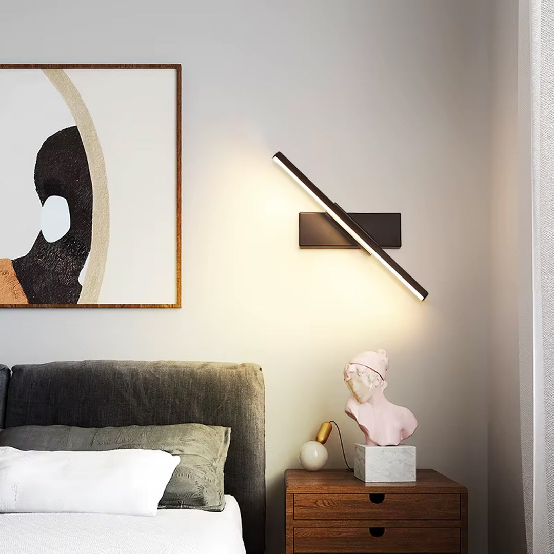 LUXEARC™ Verto Wall Light
