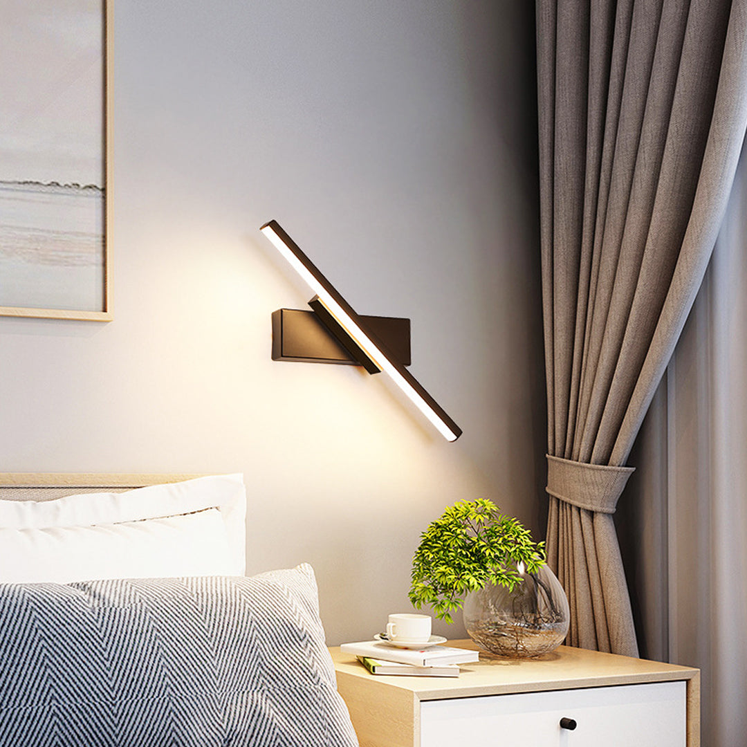 LUXEARC™ Verto Wall Light