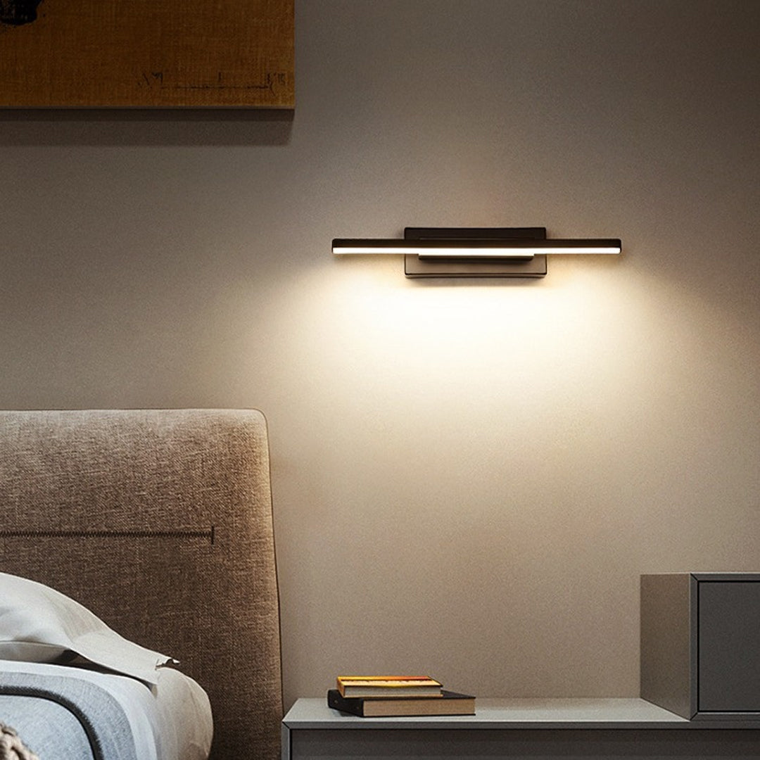 LUXEARC™ Verto Wall Light