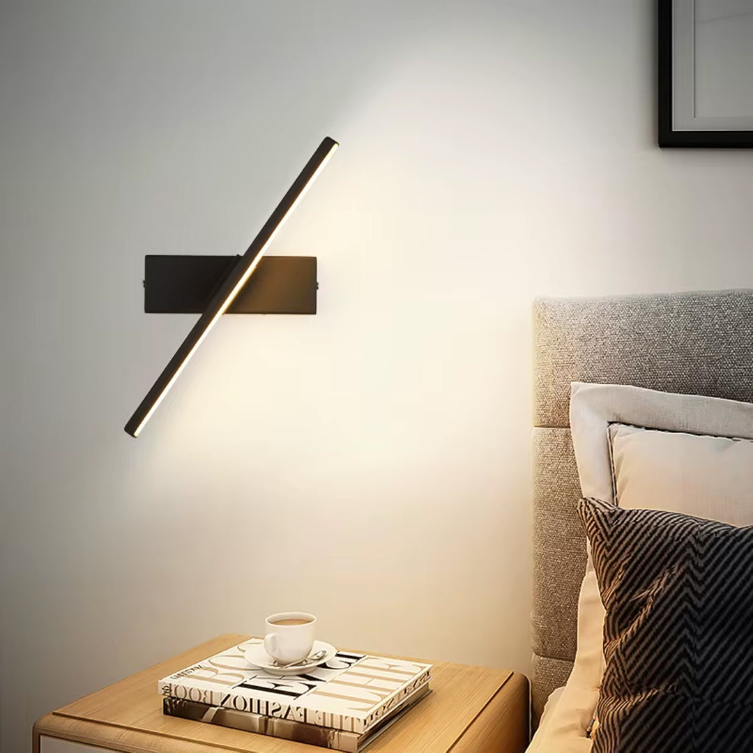 LUXEARC™ Verto Wall Light