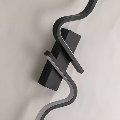 LUXEARC™ Curvy Wall Light